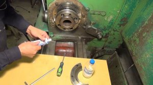 Устраняю течь масла из под шпинделя 16К25 - 16К20 ( 1к62 такой же )