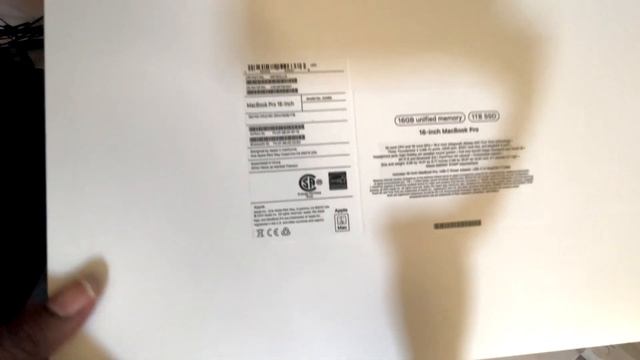 M1 16 Inch Macbook Pro Unboxing смотреть онлайн