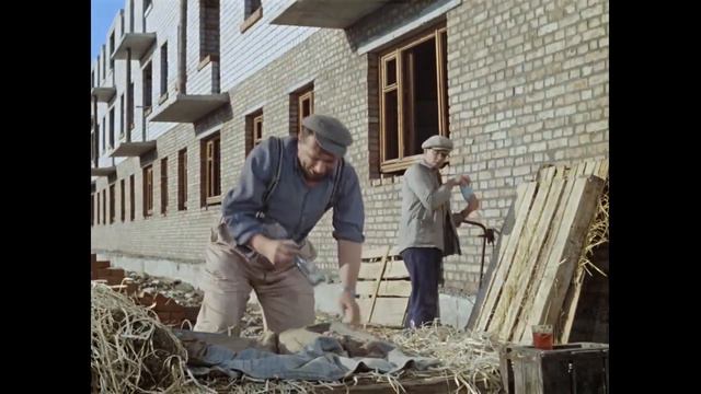 К людям надо относиться мягше а на вопросы смотреть ширше смотреть онлайн