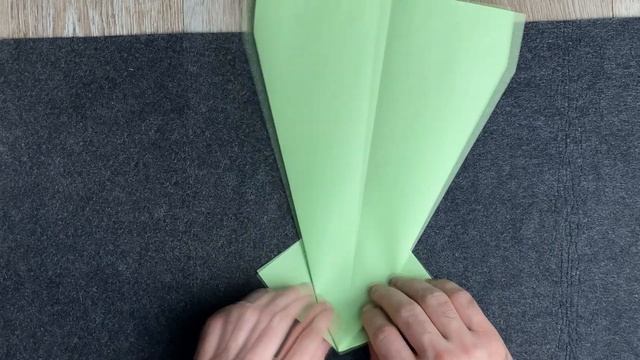 Летающий Самолет из Бумаги смотреть онлайн