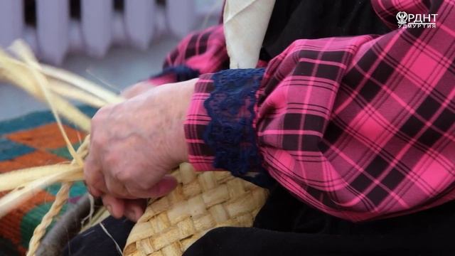 Лапти д. Ломеслуд смотреть онлайн
