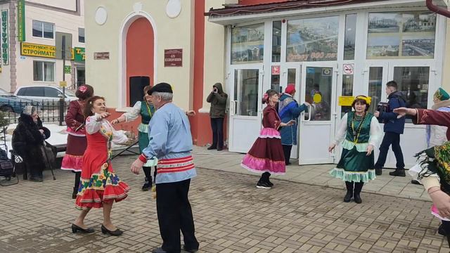 Танцевальный коллектив "Русь" худ. руководитель Тамара Ивановна Соловьёва г. Ржев. смотреть онлайн
