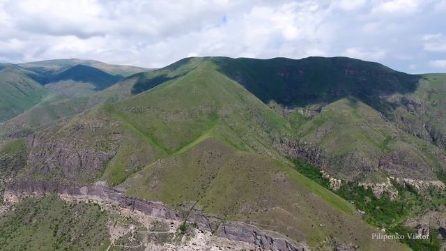 Грузия 2017. Вардзия (Варзиа) с высоты / ვარძია / vardziya / georgia / monastery смотреть онлайн