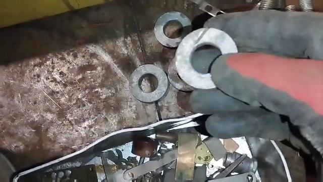 ЧЕГО СЕГОДНЯ НЕТУ ВИДЕО?) Бодя нашёл ЛАТУННЫЕ БОЛТЫ... НЕНОРМАТИВНАЯ ЛЕКСИКА ОТ БОГДАНА... смотреть онлайн