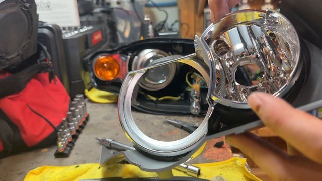 Headlight Disassembly Part 1 | B7 A4, S4, RS4 (Joey mod) смотреть онлайн