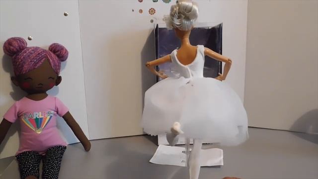 Barbie Signature, Disney The Nutcracker And The Four Realms, Ballerina Of The Realms смотреть онлайн