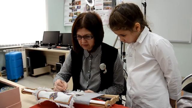 Заключительное занятие творческой лаборатории по вышивке и бисероплетению. смотреть онлайн
