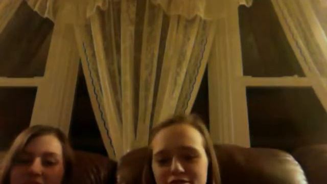 Michellee and I react to pop-up videos! :D смотреть онлайн