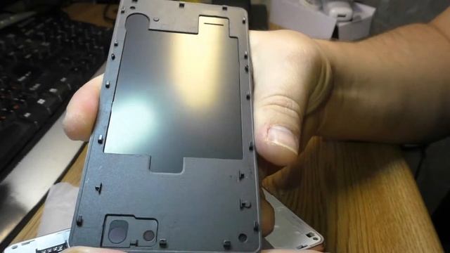 распаковка ультрабюджетника с 4G Oukitel С4 смотреть онлайн