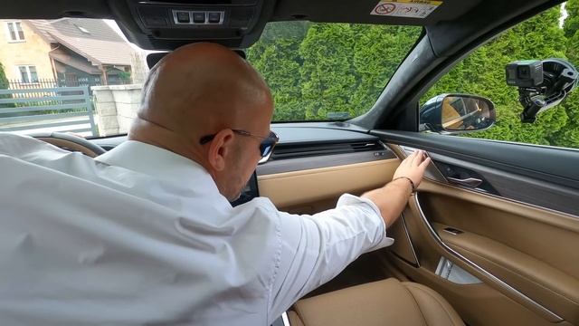 Jaguar XF, czyli lepszy kot w garści, niż Niemiec na dachu! (TEST PL 4K) | CaroSeria смотреть онлайн