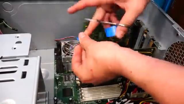 Собираем Элитный Pentium 1 MMX с нуля Подробный сбор и танцы с бубном смотреть онлайн