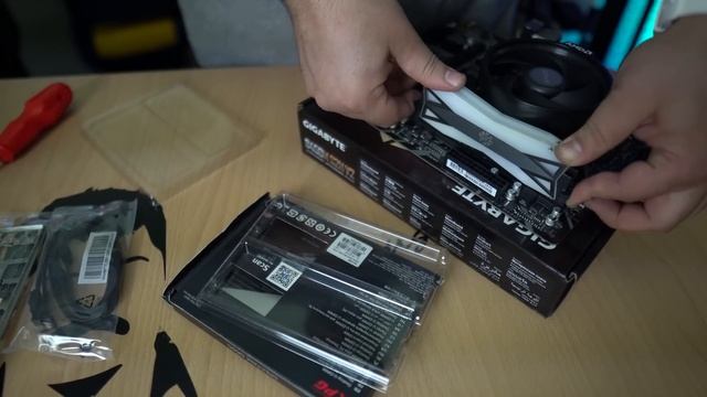 12 YILDIR GÖRMEDİĞİM Asker Arkadaşıma 5K 2.EL PC Topladım - 2 Adanalı 1 Video смотреть онлайн