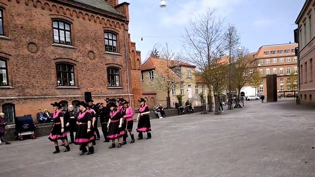 Выступление пенсионеров в Odense, Denmark смотреть онлайн