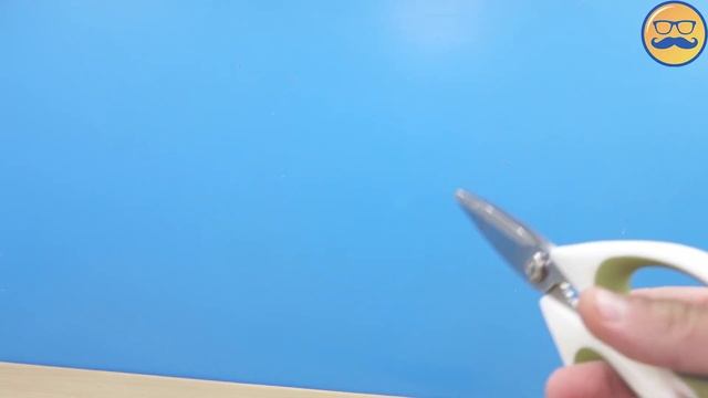 Ein Neues Geschenk Für Gummibärchen Valera