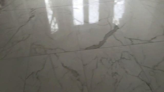 Large Porcelain Tile installation in Toronto, 2' x 4' or 24"x48" Professional Installation смотреть онлайн