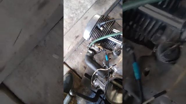 Завели после капиталки. Двигатель Урал. смотреть онлайн