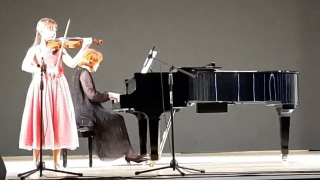 "Чардаш" А.Курчи,Киселева Ангелина 12 лет ДМШ N°1 г.Барнаул смотреть онлайн