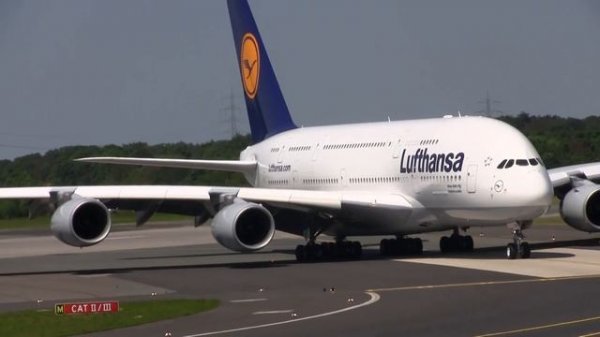 Lufthansa Airbus A380-800 | Landing -  Dusseldorf Airport | D-AIMA [HD]