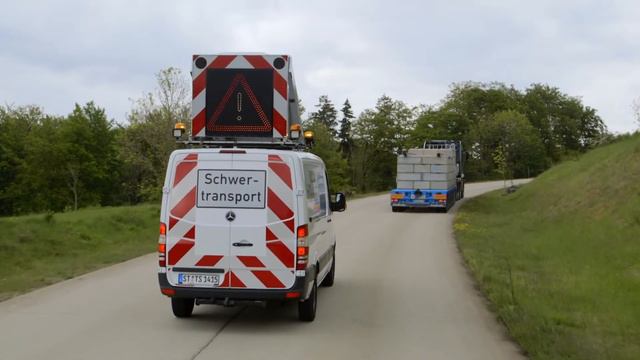 Mercedes-Benz Arocs SLT heavy-haulage vehicle смотреть онлайн