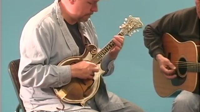 Jerusalem Ridge played on the mandolin by Brad Laird смотреть онлайн