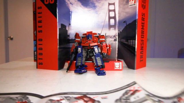 Transformers Studio Series 38 OPTIMUS PRIME & Siege Deluxe RED ALERT смотреть онлайн