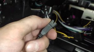 установка головного устройства Teyes spro Geely Atlas 2018