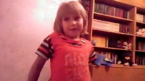 прикольно прёт девочку после шоколада