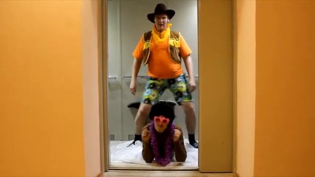 GANGNAM STYLE - видео сотрудников компании "Матрица" для новогоднего корпоратива 2012 (Йошкар-Ола) смотреть онлайн