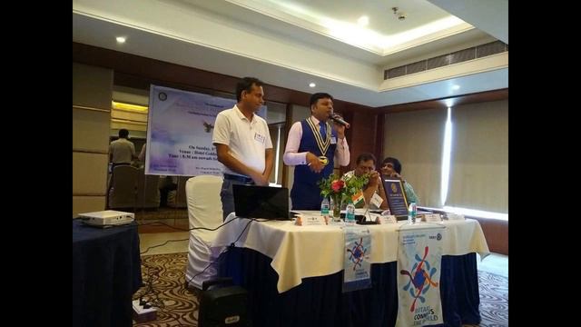 General Meeting At Hotel Golden Tulip смотреть онлайн