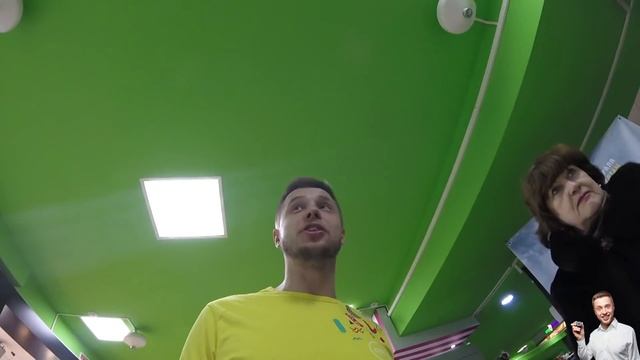 Хоккей В Валенках. Взвешиваем Людей в ТЦ. Лизнуть Стену смотреть онлайн