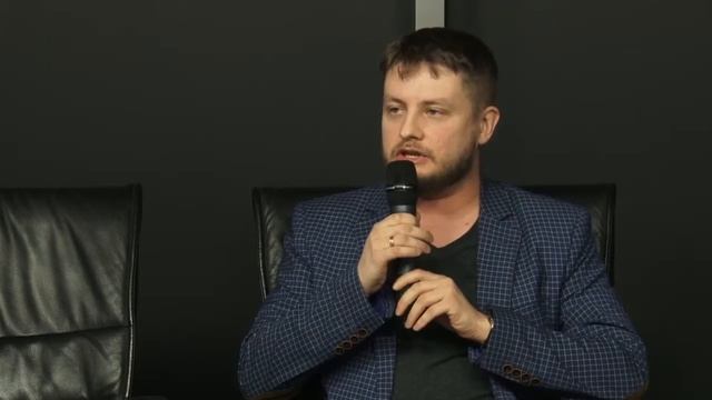 Алексей Добрусин (стартап-центр СамГМУ): «Кому нужны ваши данные. Цифровая экономика за 15 минут». смотреть онлайн