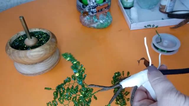 БЕРЁЗА ИЗ БИСЕРА С ПОДСВЕТКОЙ, Ч.1. смотреть онлайн