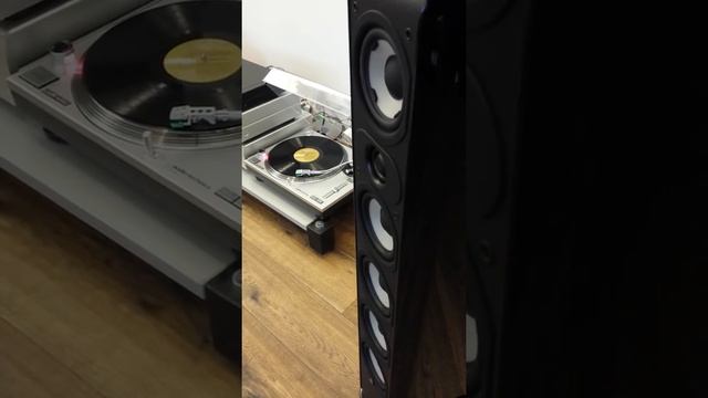 Audio Technica LP120 & Boston Acoustics M340 смотреть онлайн