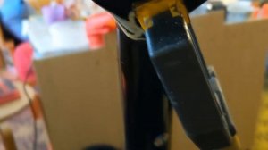 Как отремонтировать треснувший гриф на гитаре