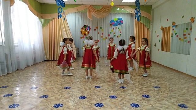 Танец Ягодки рябинки смотреть онлайн
