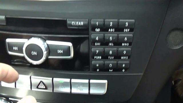 61 Reg (2011) Mercedes-Benz C220 CDi BlueEfficiency SE Edition Black смотреть онлайн