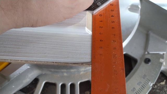 Тонкости и нюансы запила дверной коробки под 45°. #магнитогорск Установка дверей. смотреть онлайн