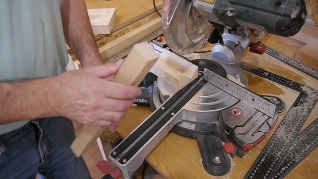 Ножка для табурета. Торцовка под угол. Stool leg. Angle trimming. смотреть онлайн