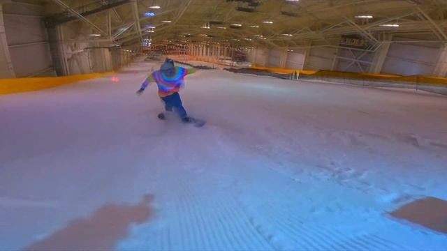 OLLIE G VS SWEET 21 (Indoor Snowboarding) смотреть онлайн