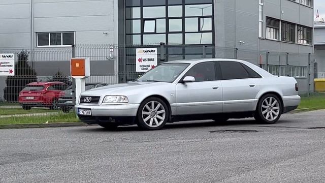 Audi A8 2.5 TDI tiptronic смотреть онлайн