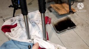 Замена масла в вилке мотоцикла