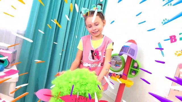 Алиса Наряжает Собаку и делает Макияж Играет в салоне красоты смотреть онлайн
