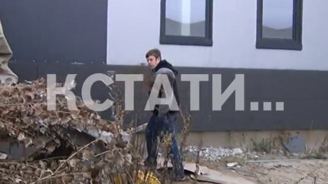 Неполезные ископаемые - нефтяной фонтан забил в Сормове смотреть онлайн