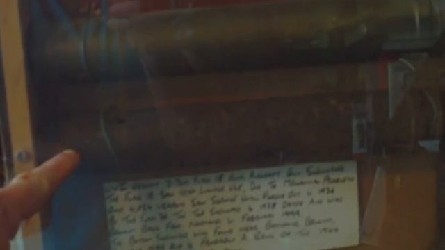 WW2 RELIC DISPLAY, HURTGEN FOREST,OMAHA BEACH,NORMANDY смотреть онлайн