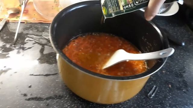 Пеку хлеб,готовлю ужин смотреть онлайн