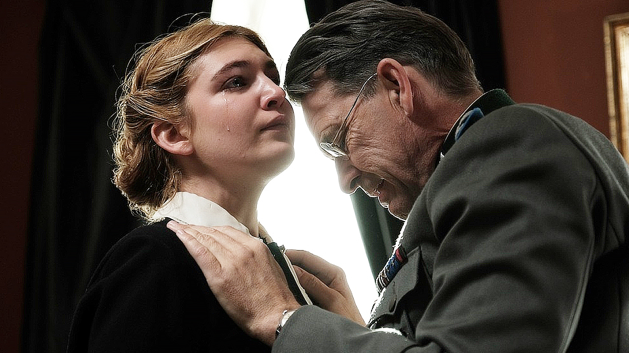 Что скрывает Ирен? — Русский трейлер (2025) смотреть онлайн