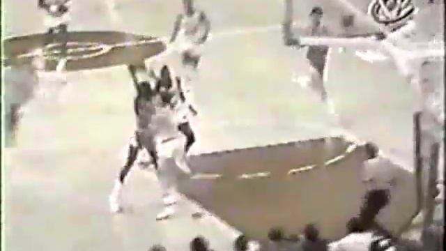 North Carolina at Maryland, 1984 (Jordan - Len Bias) смотреть онлайн