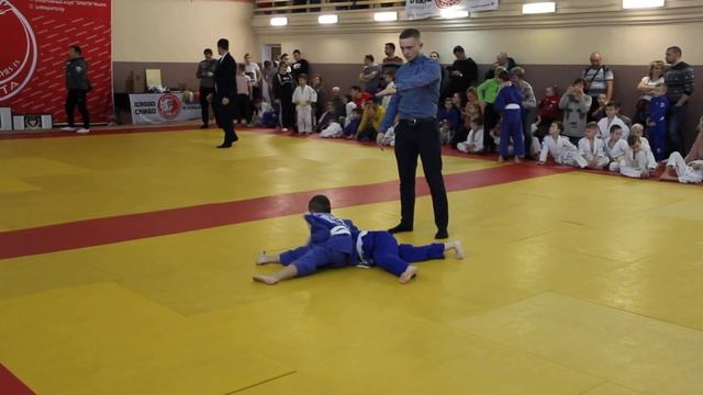 Потеев Богдан. Схватка за выход в финал на турнире по дзюдо в Минске 15.12.2019 смотреть онлайн