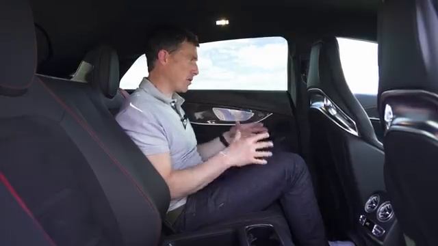 Обзор Mercedes-AMG GT 63 S - разгон 0-60 м/ч (0-96 км/ч), 1/4 мили, дрифт и езда по треку! смотреть онлайн