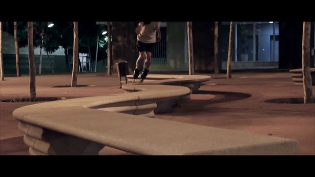 MINH LE HEMMER - INLINE SKATING WITH 125MM TRISKATES IN THE STREETS OF BARCELONA смотреть онлайн